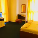 بيت ضيافة Family Friends بريمورسكو