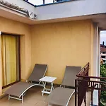 Family Friends بيت ضيافة بريمورسكو